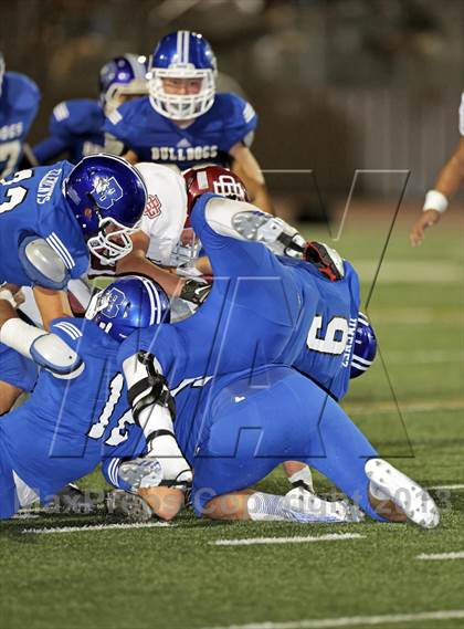 Thumbnail 2 in Bell Gardens vs. Burbank photogallery.