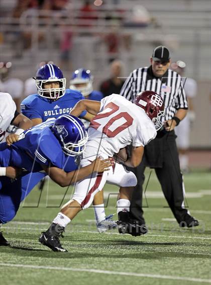 Thumbnail 3 in Bell Gardens vs. Burbank photogallery.
