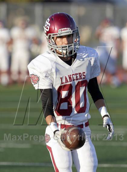 Thumbnail 3 in Bell Gardens vs. Burbank photogallery.
