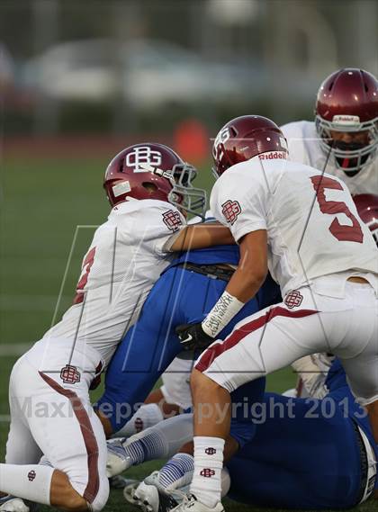 Thumbnail 3 in Bell Gardens vs. Burbank photogallery.