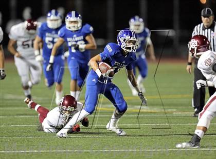 Thumbnail 1 in Bell Gardens vs. Burbank photogallery.
