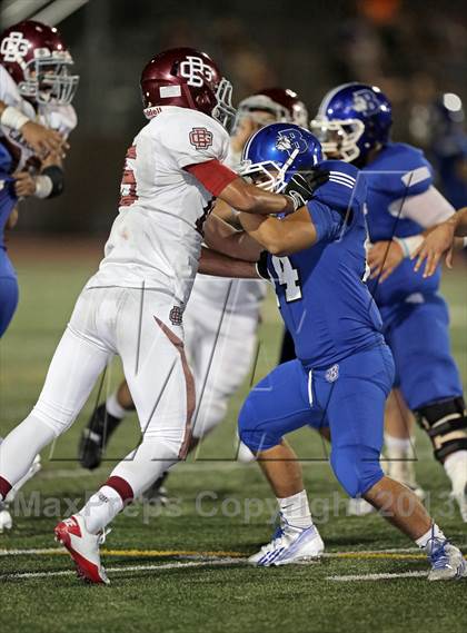 Thumbnail 3 in Bell Gardens vs. Burbank photogallery.