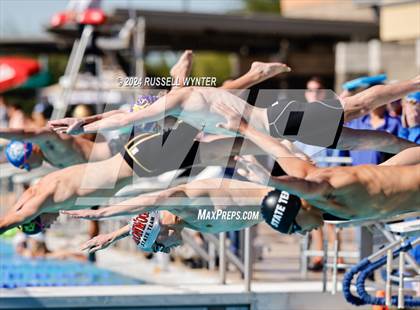 Thumbnail 1 in AIA Division 2 Finals photogallery.