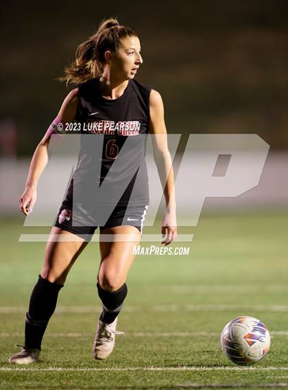 Thumbnail 3 in Laguna Creek vs. McClatchy photogallery.