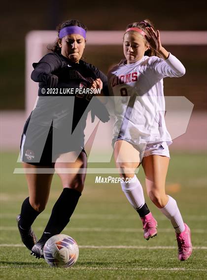 Thumbnail 3 in Laguna Creek vs. McClatchy photogallery.