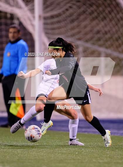 Thumbnail 2 in Laguna Creek vs. McClatchy photogallery.