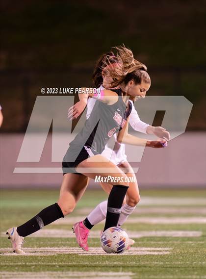 Thumbnail 3 in Laguna Creek vs. McClatchy photogallery.