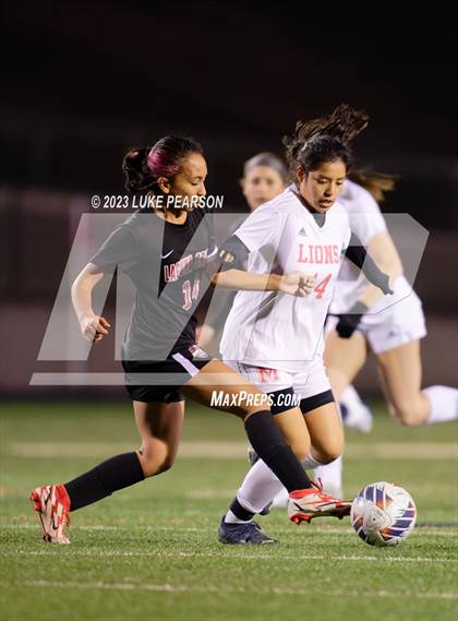 Thumbnail 2 in Laguna Creek vs. McClatchy photogallery.