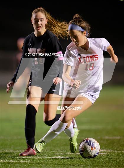 Thumbnail 3 in Laguna Creek vs. McClatchy photogallery.