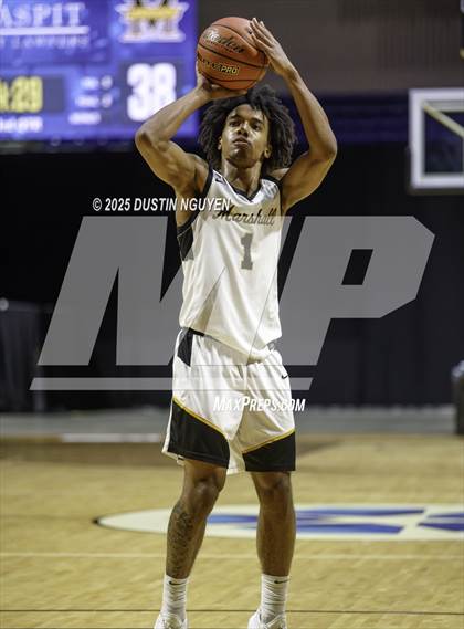 Thumbnail 2 in Fort Bend Marshall vs. Memorial (Cy-Hoops 3rd Place) photogallery.