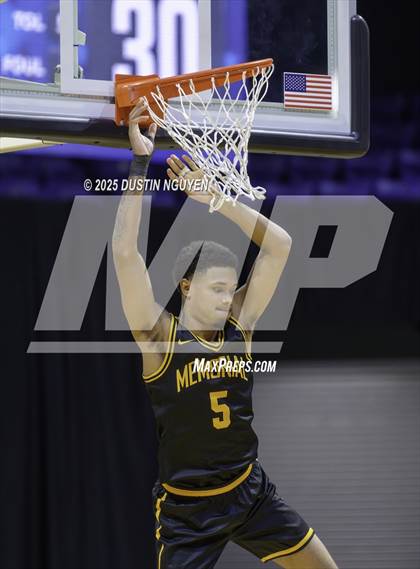Thumbnail 3 in Fort Bend Marshall vs. Memorial (Cy-Hoops 3rd Place) photogallery.