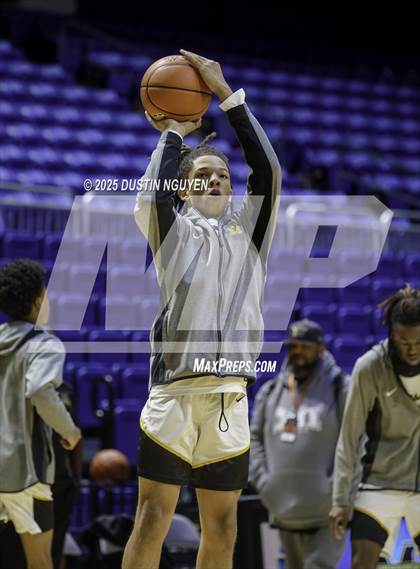 Thumbnail 1 in Fort Bend Marshall vs. Memorial (Cy-Hoops 3rd Place) photogallery.