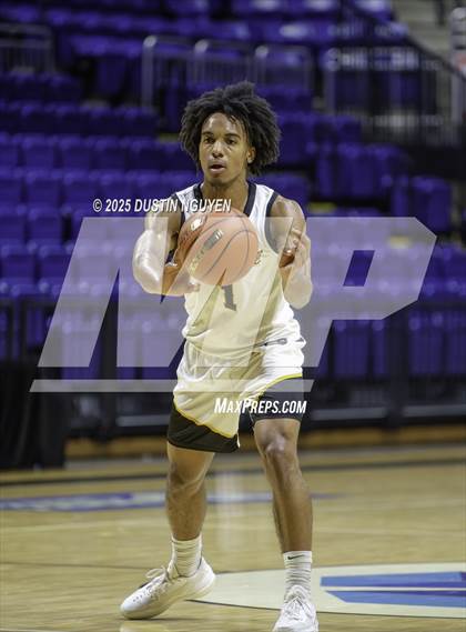 Thumbnail 1 in Fort Bend Marshall vs. Memorial (Cy-Hoops 3rd Place) photogallery.