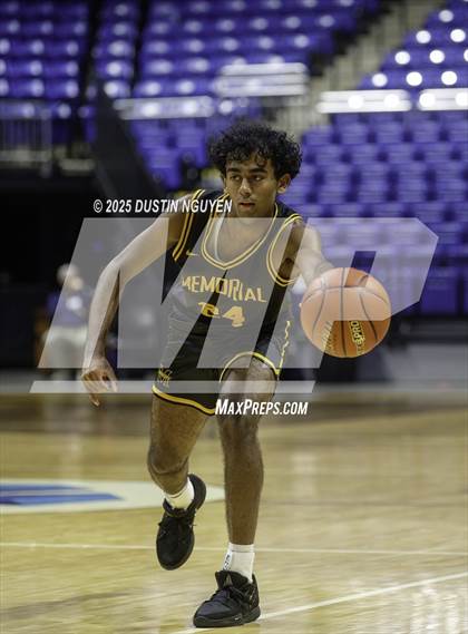 Thumbnail 2 in Fort Bend Marshall vs. Memorial (Cy-Hoops 3rd Place) photogallery.