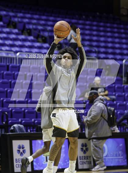 Thumbnail 2 in Fort Bend Marshall vs. Memorial (Cy-Hoops 3rd Place) photogallery.