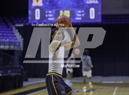 Thumbnail 2 in Fort Bend Marshall vs. Memorial (Cy-Hoops 3rd Place) photogallery.