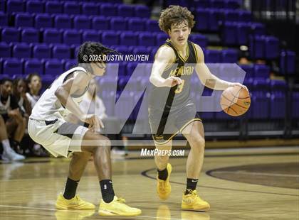 Thumbnail 3 in Fort Bend Marshall vs. Memorial (Cy-Hoops 3rd Place) photogallery.