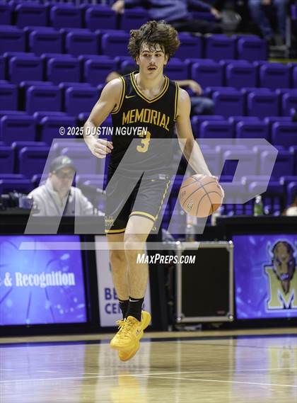 Thumbnail 3 in Fort Bend Marshall vs. Memorial (Cy-Hoops 3rd Place) photogallery.