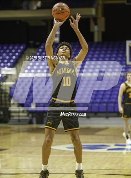 Thumbnail 1 in Fort Bend Marshall vs. Memorial (Cy-Hoops 3rd Place) photogallery.