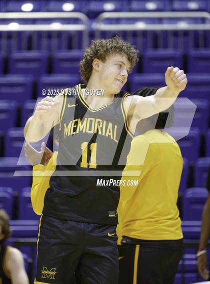 Thumbnail 3 in Fort Bend Marshall vs. Memorial (Cy-Hoops 3rd Place) photogallery.