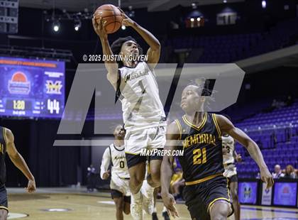 Thumbnail 1 in Fort Bend Marshall vs. Memorial (Cy-Hoops 3rd Place) photogallery.