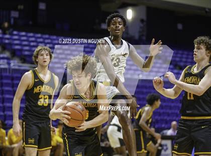 Thumbnail 3 in Fort Bend Marshall vs. Memorial (Cy-Hoops 3rd Place) photogallery.