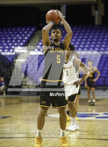 Thumbnail 3 in Fort Bend Marshall vs. Memorial (Cy-Hoops 3rd Place) photogallery.