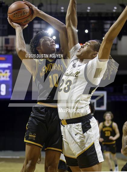 Thumbnail 1 in Fort Bend Marshall vs. Memorial (Cy-Hoops 3rd Place) photogallery.