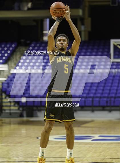 Thumbnail 1 in Fort Bend Marshall vs. Memorial (Cy-Hoops 3rd Place) photogallery.