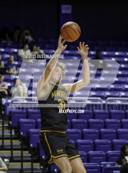 Thumbnail 2 in Fort Bend Marshall vs. Memorial (Cy-Hoops 3rd Place) photogallery.