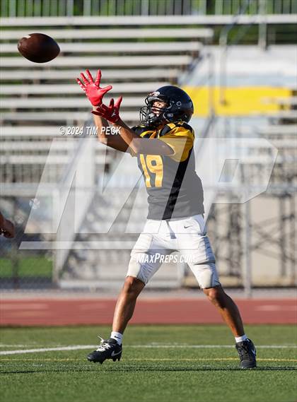 Thumbnail 2 in Palos Verdes @ Foothill photogallery.