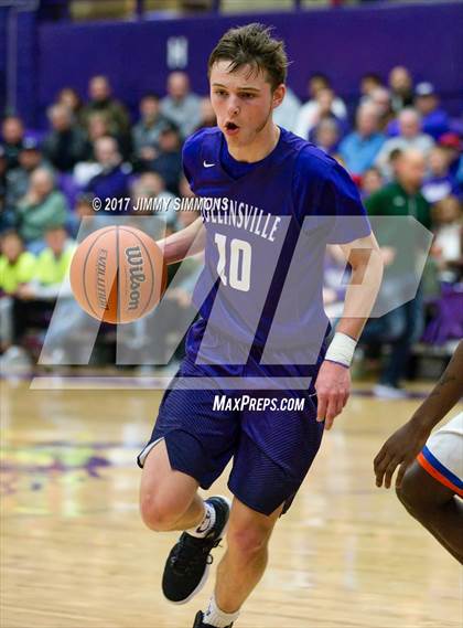 Thumbnail 3 in Collinsville vs. East St. Louis (Prairie Farms Holiday Classic) photogallery.