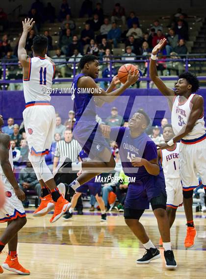 Thumbnail 3 in Collinsville vs. East St. Louis (Prairie Farms Holiday Classic) photogallery.