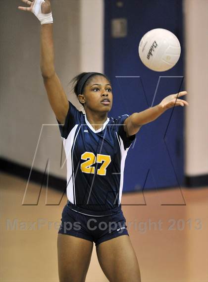 Thumbnail 2 in Pope John Paul II vs. Merion Mercy Academy (District 1 semifinal) photogallery.