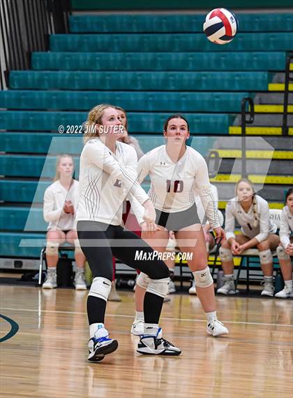 Thumbnail 2 in Thrall vs Johnson City (UIL 2A Region 4 Semifinal Playoff) photogallery.