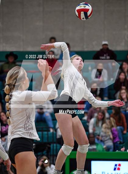 Thumbnail 1 in Thrall vs Johnson City (UIL 2A Region 4 Semifinal Playoff) photogallery.