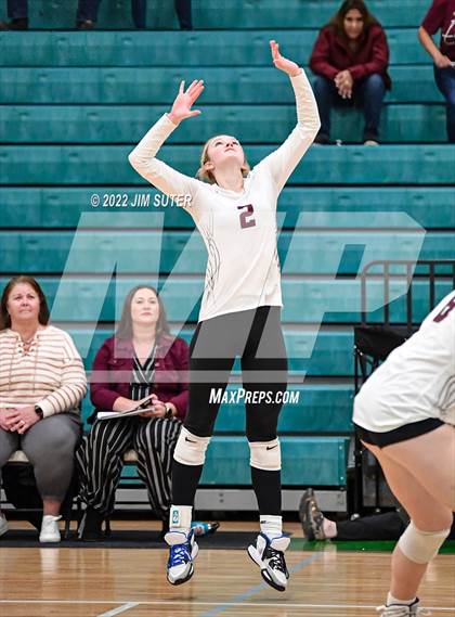 Thumbnail 2 in Thrall vs Johnson City (UIL 2A Region 4 Semifinal Playoff) photogallery.