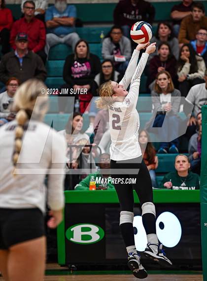 Thumbnail 2 in Thrall vs Johnson City (UIL 2A Region 4 Semifinal Playoff) photogallery.