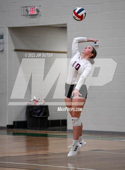 Thumbnail 3 in Thrall vs Johnson City (UIL 2A Region 4 Semifinal Playoff) photogallery.