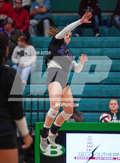 Thumbnail 1 in Thrall vs Johnson City (UIL 2A Region 4 Semifinal Playoff) photogallery.