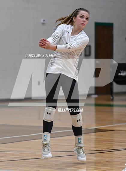 Thumbnail 3 in Thrall vs Johnson City (UIL 2A Region 4 Semifinal Playoff) photogallery.
