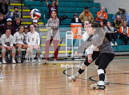Thumbnail 1 in Thrall vs Johnson City (UIL 2A Region 4 Semifinal Playoff) photogallery.