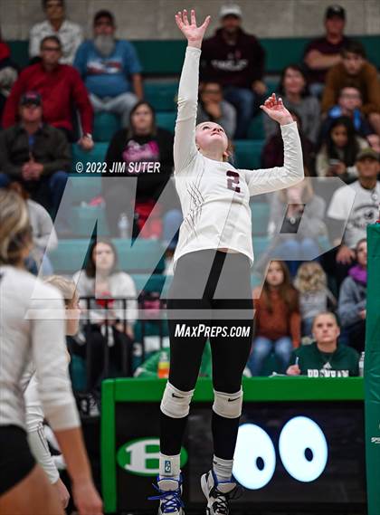 Thumbnail 3 in Thrall vs Johnson City (UIL 2A Region 4 Semifinal Playoff) photogallery.