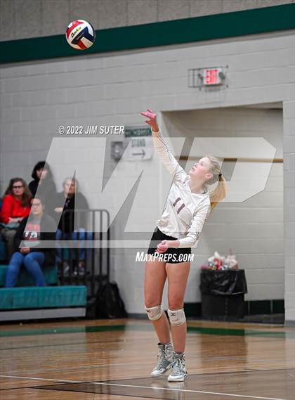 Thumbnail 2 in Thrall vs Johnson City (UIL 2A Region 4 Semifinal Playoff) photogallery.