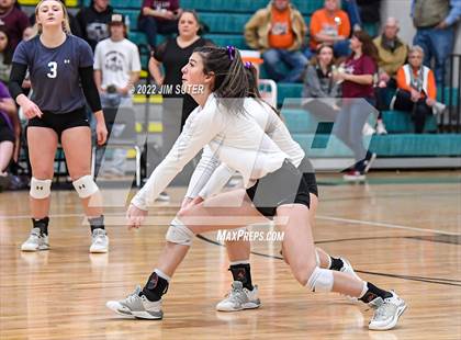 Thumbnail 1 in Thrall vs Johnson City (UIL 2A Region 4 Semifinal Playoff) photogallery.