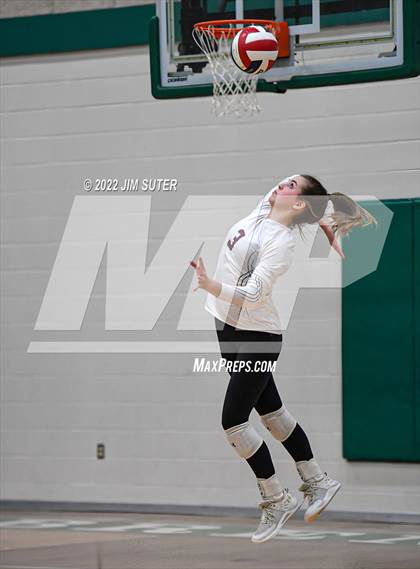 Thumbnail 2 in Thrall vs Johnson City (UIL 2A Region 4 Semifinal Playoff) photogallery.