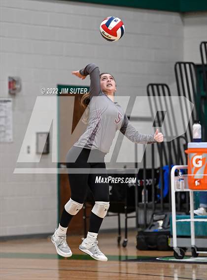 Thumbnail 3 in Thrall vs Johnson City (UIL 2A Region 4 Semifinal Playoff) photogallery.