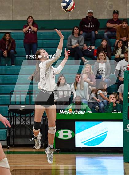 Thumbnail 3 in Thrall vs Johnson City (UIL 2A Region 4 Semifinal Playoff) photogallery.