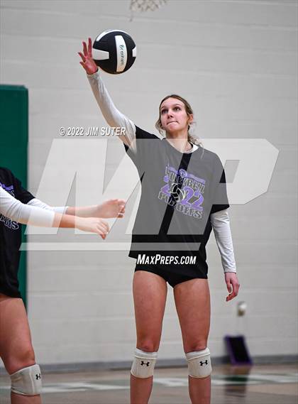Thumbnail 1 in Thrall vs Johnson City (UIL 2A Region 4 Semifinal Playoff) photogallery.