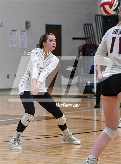 Thumbnail 2 in Thrall vs Johnson City (UIL 2A Region 4 Semifinal Playoff) photogallery.
